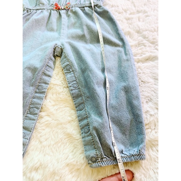 Carter’s Denim Chambray Jumpsuit Romper | 24 Mos | Good Used Condition - Picture 3 of 6